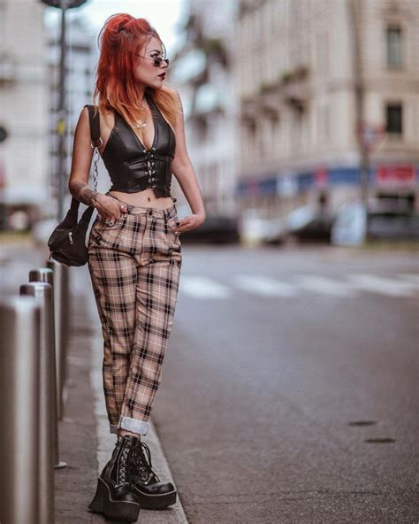 aesthetic grunge outfits|how to wear grunge style.